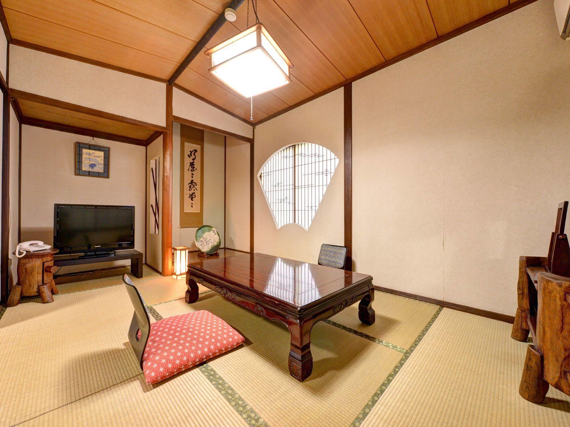 Yunokawa Onsen Shouen Hotel Sinzi Buitenkant foto