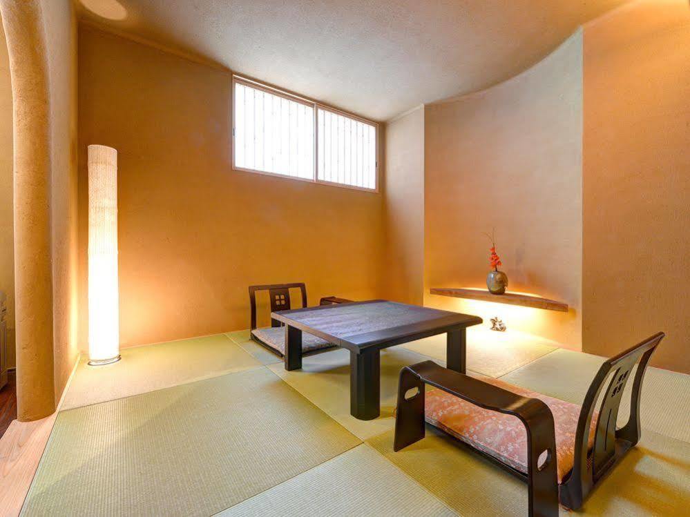 Yunokawa Onsen Shouen Hotel Sinzi Buitenkant foto